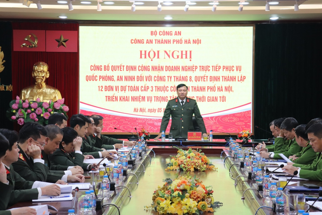Công an Hà Nội công bố mô hình tổ chức Công ty Tháng 8 và thành lập 12 đơn vị dự toán cấp 3- Ảnh 1. Công an Hà Nội công bố mô hình tổ chức Công ty Tháng 8 và thành lập 12 đơn vị dự toán cấp 3- Ảnh 1.