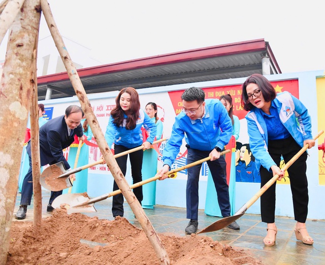 Lễ phát động Tết trồng cây và ra quân Tháng Thanh niên năm 2025- Ảnh 2. Lễ phát động Tết trồng cây và ra quân Tháng Thanh niên năm 2025- Ảnh 2.