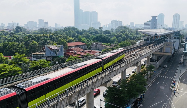 Metro Nhổn-ga Hà Nội vận chuyển gần 3,4 triệu lượt hành khách- Ảnh 1.