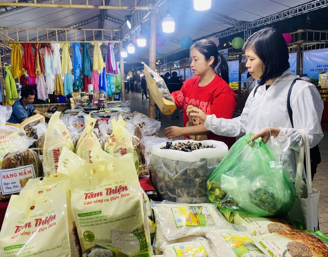 Nắm bắt thói quen tiêu dùng để doanh nghiệp Việt làm chủ ‘sân chơi’- Ảnh 2.