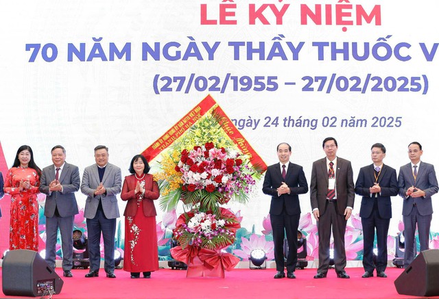 Phát triển nhân lực, hiệu quả hoạt động ngành Y tế Thủ đô- Ảnh 1.