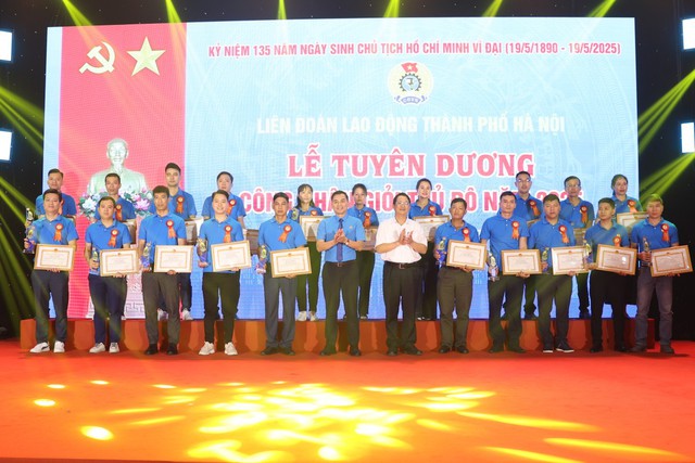 Tuyên dương 100 công nhân giỏi Thủ đô năm 2025- Ảnh 2. Tuyên dương 100 công nhân giỏi Thủ đô năm 2025- Ảnh 2.