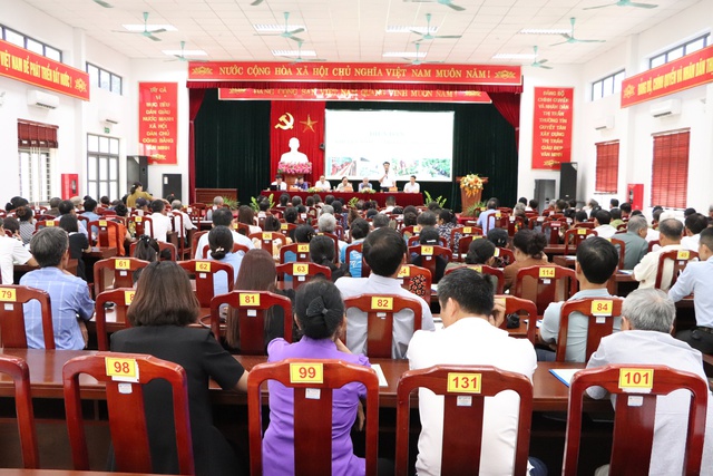 Cùng nông dân phát triển kinh tế nông nghiệp hiệu quả, khoa học- Ảnh 1. Cùng nông dân phát triển kinh tế nông nghiệp hiệu quả, khoa học- Ảnh 1.