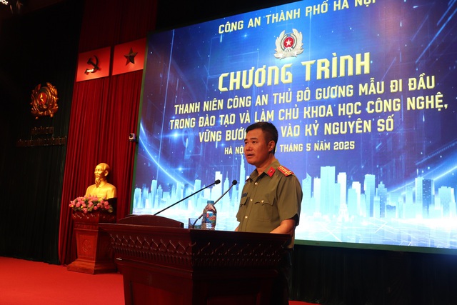 Nâng cao nhận thức cho thế hệ trẻ Công an Thủ đô về vai trò then chốt của KHCN- Ảnh 5. Nâng cao nhận thức cho thế hệ trẻ Công an Thủ đô về vai trò then chốt của KHCN- Ảnh 5.