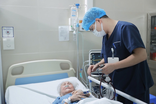 Rà soát, phân luồng điều trị bệnh kịp thời- Ảnh 2. Rà soát, phân luồng điều trị bệnh kịp thời- Ảnh 2.
