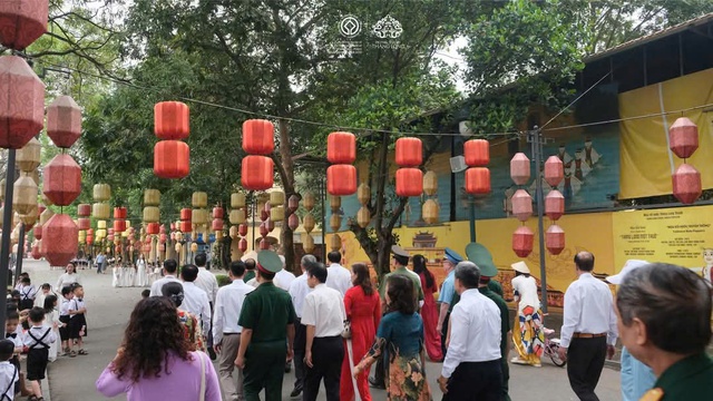 Trải nghiệm du lịch Hà Nội trong mùa hè- Ảnh 1. Trải nghiệm du lịch Hà Nội trong mùa hè- Ảnh 1.
