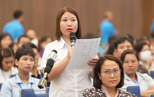 Tháo gỡ những 'vấn đề nóng' cho công nhân lao động- Ảnh 4. Tháo gỡ những 'vấn đề nóng' cho công nhân lao động- Ảnh 4.