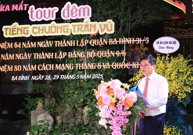 Hà Nội: Ra mắt sản phẩm du lịch tour đêm ‘Tiếng chuông Trấn Vũ’- Ảnh 1. Hà Nội: Ra mắt sản phẩm du lịch tour đêm ‘Tiếng chuông Trấn Vũ’- Ảnh 1.