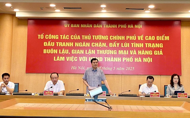 Xử lý buôn lậu, hàng giả: ‘Không có vùng cấm, không ngoại lệ’- Ảnh 1. Xử lý buôn lậu, hàng giả: ‘Không có vùng cấm, không ngoại lệ’- Ảnh 1.