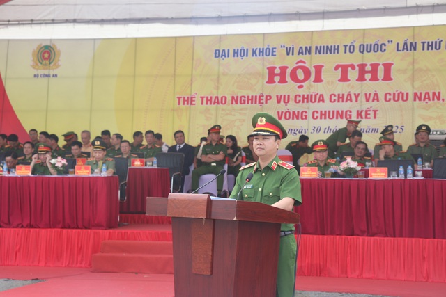 Chung kết Hội thi Thể thao nghiệp vụ chữa cháy và cứu nạn, cứu hộ- Ảnh 2. Chung kết Hội thi Thể thao nghiệp vụ chữa cháy và cứu nạn, cứu hộ- Ảnh 2.