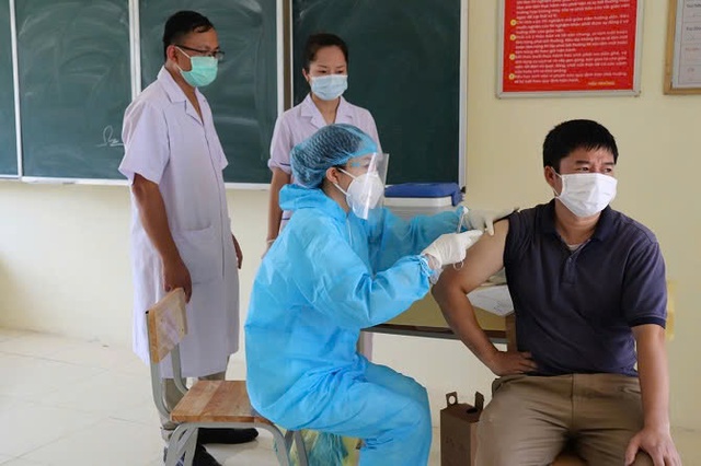 Hà Nội gia tăng số ca mắc COVID-19, sốt xuất huyết- Ảnh 2. Hà Nội gia tăng số ca mắc COVID-19, sốt xuất huyết- Ảnh 2.