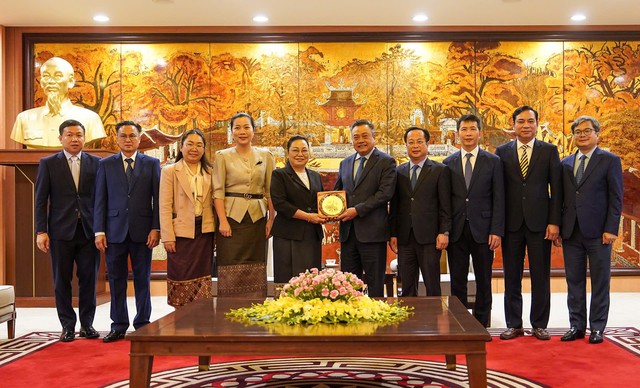 Thủ đô Hà Nội sẵn sàng hỗ trợ, tạo điều kiện thuận lợi cho các hoạt động của Đại sứ quán Lào- Ảnh 1. Thủ đô Hà Nội sẵn sàng hỗ trợ, tạo điều kiện thuận lợi cho các hoạt động của Đại sứ quán Lào- Ảnh 1.