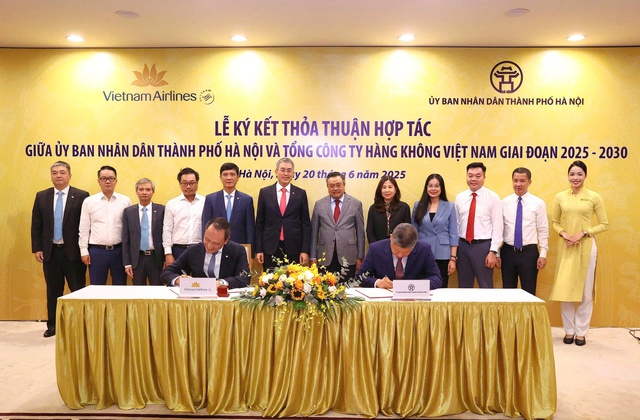 Vietnam Airlines đồng hành quảng bá du lịch, văn hóa, đầu tư Hà Nội- Ảnh 1. Vietnam Airlines đồng hành quảng bá du lịch, văn hóa, đầu tư Hà Nội- Ảnh 1.