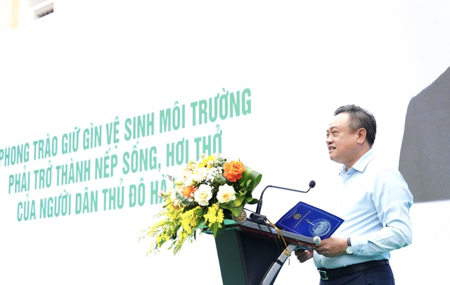 Hà Nội tiên phong vận hành thiết bị vệ sinh môi trường hiện đại- Ảnh 1. Hà Nội tiên phong vận hành thiết bị vệ sinh môi trường hiện đại- Ảnh 1.
