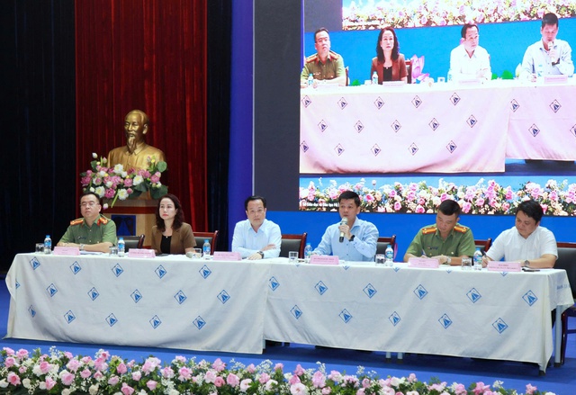 Hà Nội tập huấn công tác coi thi, chuẩn bị cho kỳ thi tốt nghiệp THPT- Ảnh 1. Hà Nội tập huấn công tác coi thi, chuẩn bị cho kỳ thi tốt nghiệp THPT- Ảnh 1.