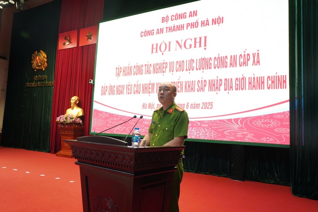 Tập huấn lực lượng Công an cấp xã về nhiệm vụ triển khai sáp nhập địa giới hành chính- Ảnh 2. Tập huấn lực lượng Công an cấp xã về nhiệm vụ triển khai sáp nhập địa giới hành chính- Ảnh 2.