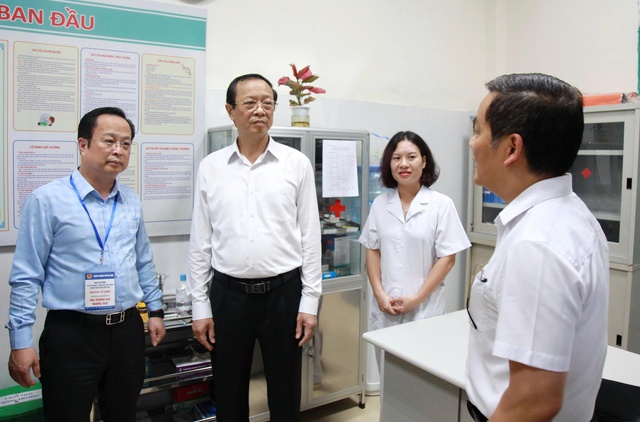 Giám thị nắm vững quy chế, chuẩn bị tốt nhất cho kỳ thi tốt nghiệp THPT- Ảnh 2. Giám thị nắm vững quy chế, chuẩn bị tốt nhất cho kỳ thi tốt nghiệp THPT- Ảnh 2.