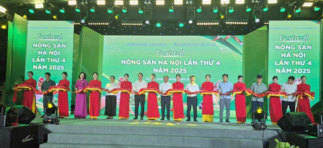 Hàng nghìn sản phẩm có mặt tại Festival Nông sản Hà Nội lần thứ 4- Ảnh 2. Hàng nghìn sản phẩm có mặt tại Festival Nông sản Hà Nội lần thứ 4- Ảnh 2.