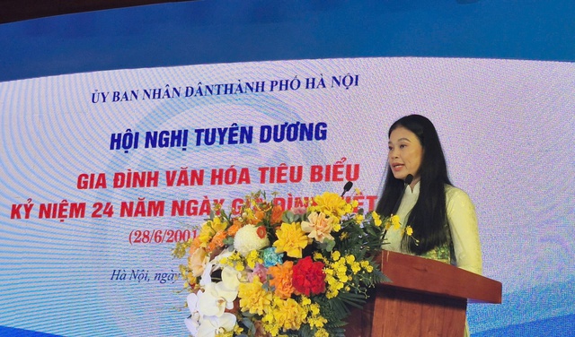 Hà Nội tuyên dương các gia đình văn hóa tiêu biểu - Ảnh 1. Hà Nội tuyên dương các gia đình văn hóa tiêu biểu - Ảnh 1.