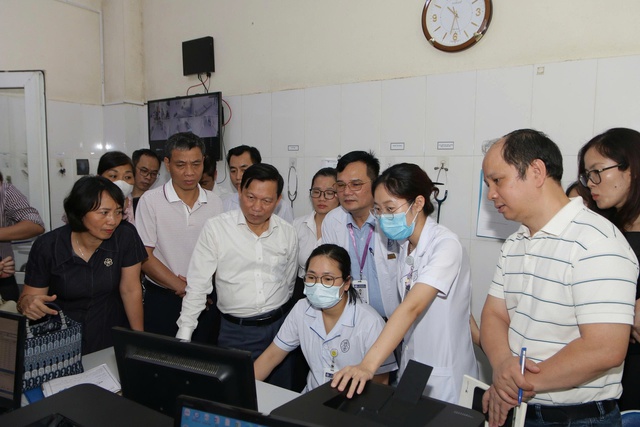 Hà Nội đã có 15/42 bệnh viện công lập triển khai bệnh án điện tử- Ảnh 1. Hà Nội đã có 15/42 bệnh viện công lập triển khai bệnh án điện tử- Ảnh 1.