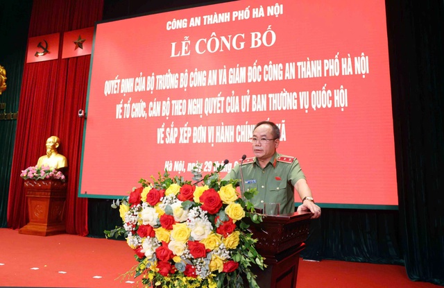 Công bố, ra mắt 126 Công an cấp xã trên địa bàn Hà Nội- Ảnh 2. Công bố, ra mắt 126 Công an cấp xã trên địa bàn Hà Nội- Ảnh 2.