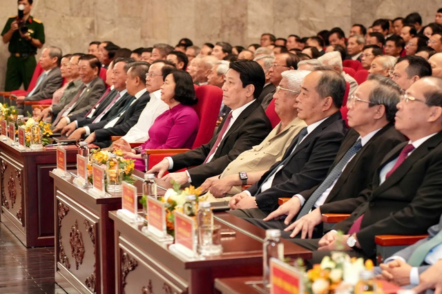 Chủ tịch nước Lương Cường dự lễ công bố sắp xếp đơn vị hành chính tại Hà Nội- Ảnh 2. Chủ tịch nước Lương Cường dự lễ công bố sắp xếp đơn vị hành chính tại Hà Nội- Ảnh 2.