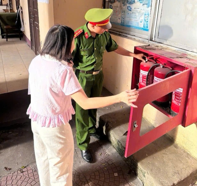Bảo đảm an toàn PCCC phục vụ các kỳ thi - Ảnh 1. Bảo đảm an toàn PCCC phục vụ các kỳ thi - Ảnh 1.