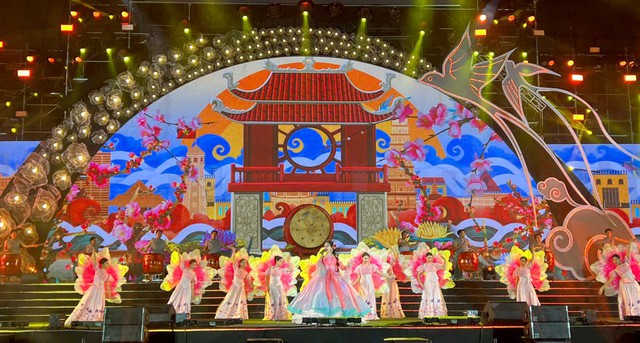 Tôn vinh giá trị văn hóa Thủ đô qua Festival Thăng Long - Hà Nội- Ảnh 1. Tôn vinh giá trị văn hóa Thủ đô qua Festival Thăng Long - Hà Nội- Ảnh 1.