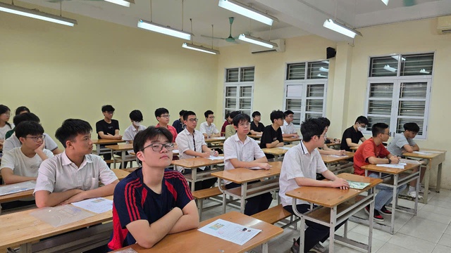 Đã chuẩn bị kĩ càng cho Kỳ thi lớp 10 đầu tiên theo chương trình GDPT 2018- Ảnh 4. Đã chuẩn bị kĩ càng cho Kỳ thi lớp 10 đầu tiên theo chương trình GDPT 2018- Ảnh 4.