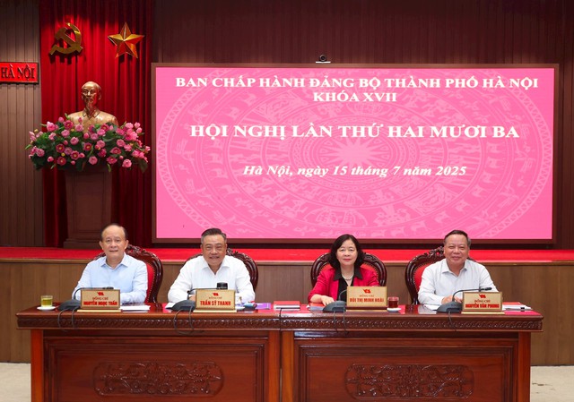 Hà Nội: Rà soát phân cấp, phân quyền phù hợp với mô hình chính quyền 2 cấp- Ảnh 1. Hà Nội: Rà soát phân cấp, phân quyền phù hợp với mô hình chính quyền 2 cấp- Ảnh 1.