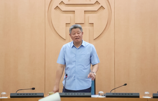 Hà Nội ưu tiên chuyển đổi phương tiện 'xanh', hạ tầng trạm sạc xe điện- Ảnh 1.