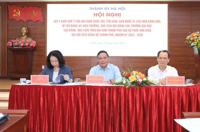 Xây dựng văn kiện bảo đảm chất lượng, yêu cầu, đúng tầm Thủ đô- Ảnh 1. Xây dựng văn kiện bảo đảm chất lượng, yêu cầu, đúng tầm Thủ đô- Ảnh 1.