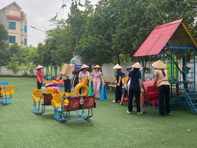 Các trường học chủ động ứng phó với bão số 3- Ảnh 1. Các trường học chủ động ứng phó với bão số 3- Ảnh 1.