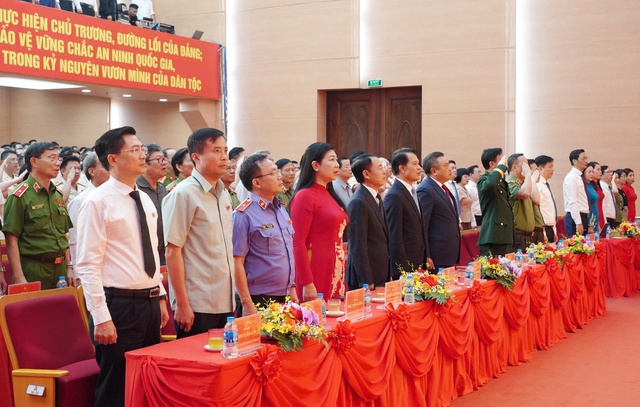 Công an Hà Nội đổi mới tư duy, sẵn sàng đáp ứng các nhiệm vụ mới- Ảnh 1. Công an Hà Nội đổi mới tư duy, sẵn sàng đáp ứng các nhiệm vụ mới- Ảnh 1.