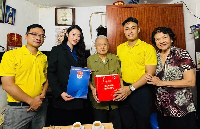 Thanh niên Thủ đô tri ân gia đình chính sách: Nghĩa tình - Trách nhiệm - Tự hào- Ảnh 2.