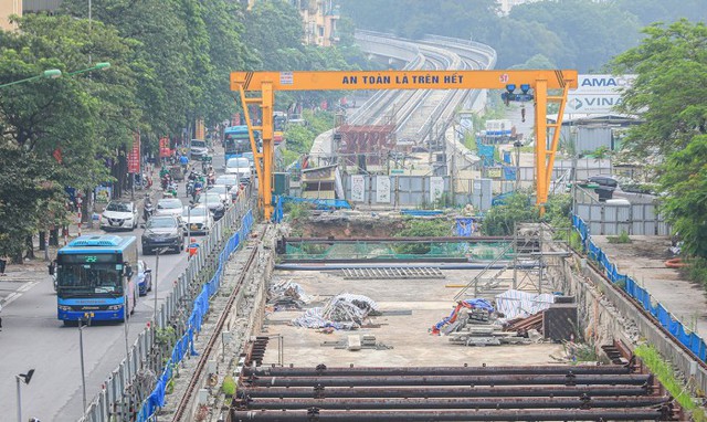 Hà Nội đôn đốc các xã, phường mới giải phóng mặt bằng loạt dự án quan trọng- Ảnh 1.