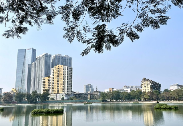 Hà Nội quyết tâm đạt mục tiêu tăng trưởng trên 8% năm 2025- Ảnh 1. Hà Nội quyết tâm đạt mục tiêu tăng trưởng trên 8% năm 2025- Ảnh 1.