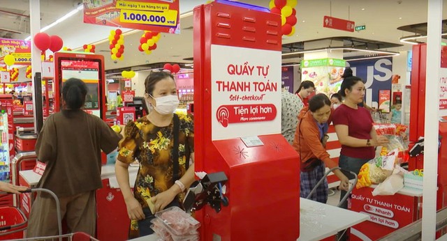 Ngày hội khuyến mại tháng 7: Tiêu dùng thông minh, rộn ràng khuyến mại
- Ảnh 3. Ngày hội khuyến mại tháng 7: Tiêu dùng thông minh, rộn ràng khuyến mại
- Ảnh 3.
