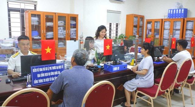 Mô hình chính quyền địa phương hai cấp: Thủ tục hành chính thuế nhanh chóng, kịp thời- Ảnh 1. Mô hình chính quyền địa phương hai cấp: Thủ tục hành chính thuế nhanh chóng, kịp thời- Ảnh 1.