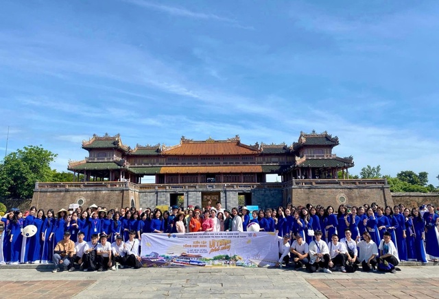 Đào tạo nhân lực chất lượng cao trong du lịch-Cần bước đi bài bản- Ảnh 1.
