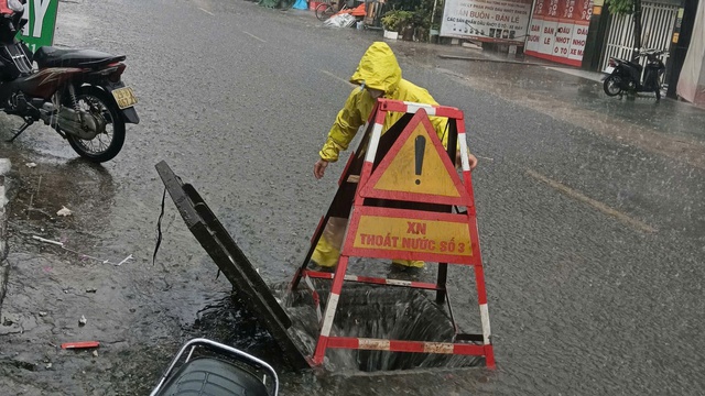 Hà Nội: Mưa lớn, chủ động ứng trực tránh ngập úng- Ảnh 2.
