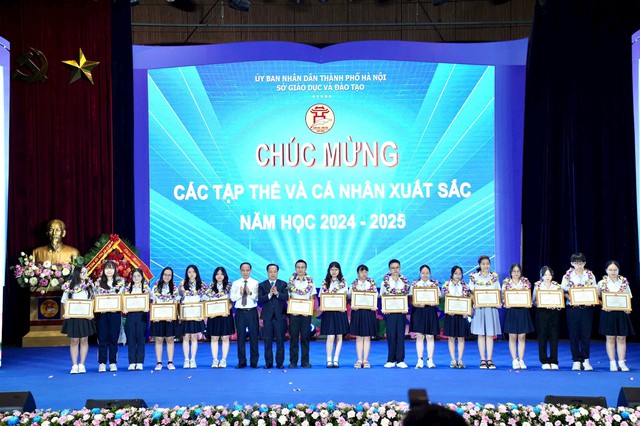 Ngành Giáo dục và Đào tạo Hà Nội sẵn sàng cho năm học mới- Ảnh 4.