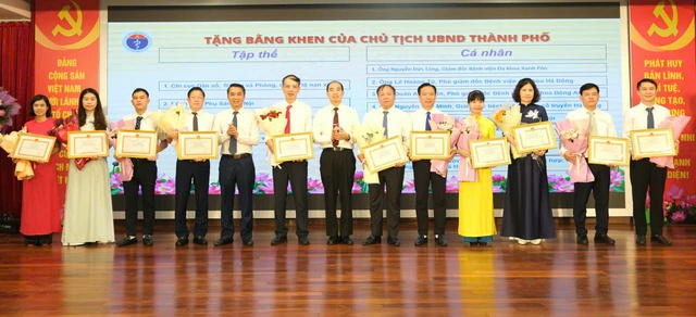 Y tế Thủ đô: Đổi mới, sáng tạo, hiệu quả- Ảnh 2. Y tế Thủ đô: Đổi mới, sáng tạo, hiệu quả- Ảnh 2.