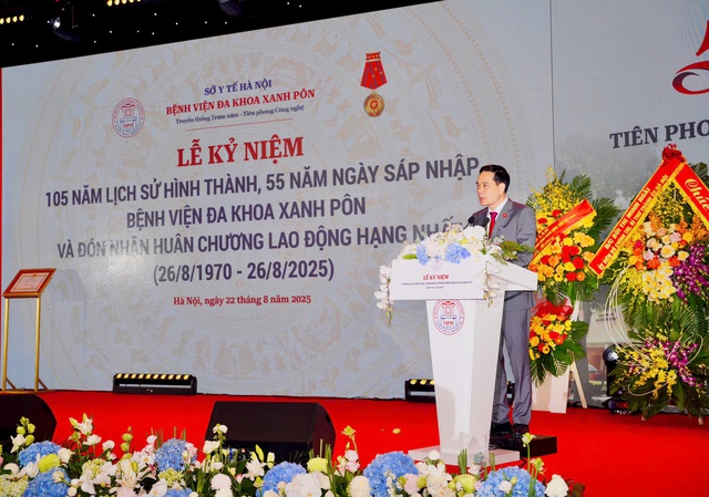 Bệnh viện Đa khoa Xanh Pôn đón nhận Huân chương Lao động hạng Nhất- Ảnh 2. Bệnh viện Đa khoa Xanh Pôn đón nhận Huân chương Lao động hạng Nhất- Ảnh 2.