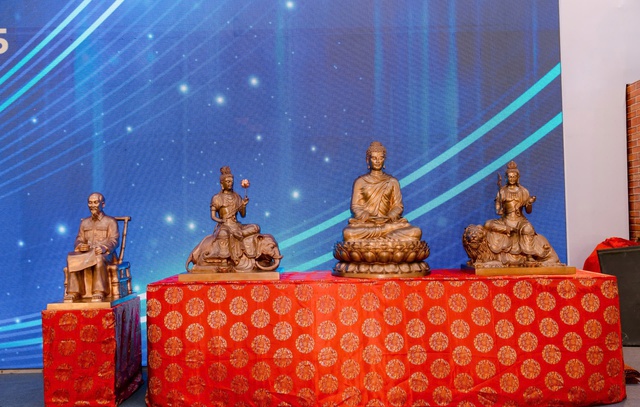 Hà Nội tham gia Triển lãm thành tựu đất nước 80 năm: Dấu ấn tinh hoa ngàn năm, khát vọng vươn tầm- Ảnh 2. Hà Nội tham gia Triển lãm thành tựu đất nước 80 năm: Dấu ấn tinh hoa ngàn năm, khát vọng vươn tầm- Ảnh 2.