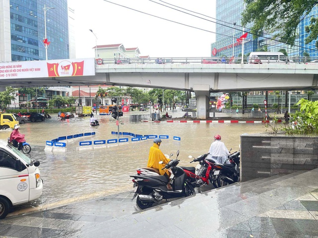 Hà Nội chủ động phòng tránh, giảm thiểu thiệt hại do thiên tai, sự cố- Ảnh 1. Hà Nội chủ động phòng tránh, giảm thiểu thiệt hại do thiên tai, sự cố- Ảnh 1.