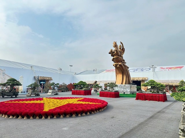 'Truyền thống và Sáng tạo Hà Nội 2025': Quảng bá thành tựu Thủ đô qua 80 năm- Ảnh 2. 'Truyền thống và Sáng tạo Hà Nội 2025': Quảng bá thành tựu Thủ đô qua 80 năm- Ảnh 2.