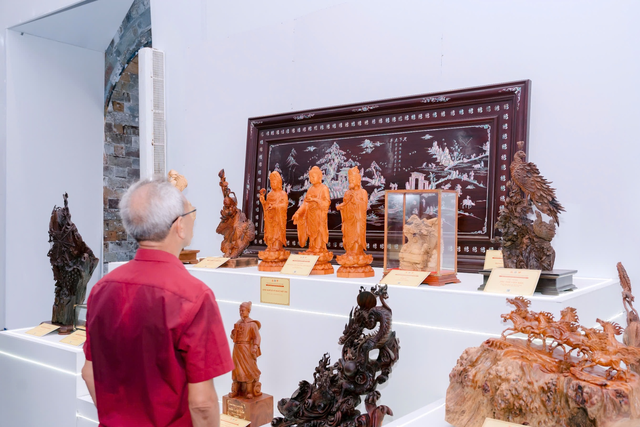 Giao thoa giữa truyền thống và hiện đại trong không gian 'Truyền thống và Sáng tạo Hà Nội'- Ảnh 3. Giao thoa giữa truyền thống và hiện đại trong không gian 'Truyền thống và Sáng tạo Hà Nội'- Ảnh 3.