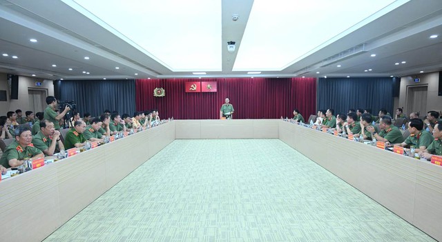 Toàn lực lượng Công an Thủ đô quyết tâm cao nhất bảo đảm an ninh, trật tự Lễ kỷ niệm A80- Ảnh 1. Toàn lực lượng Công an Thủ đô quyết tâm cao nhất bảo đảm an ninh, trật tự Lễ kỷ niệm A80- Ảnh 1.