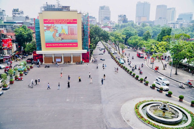 Diện mạo mới của Quảng trường Đông Kinh - Nghĩa Thục- Ảnh 1.